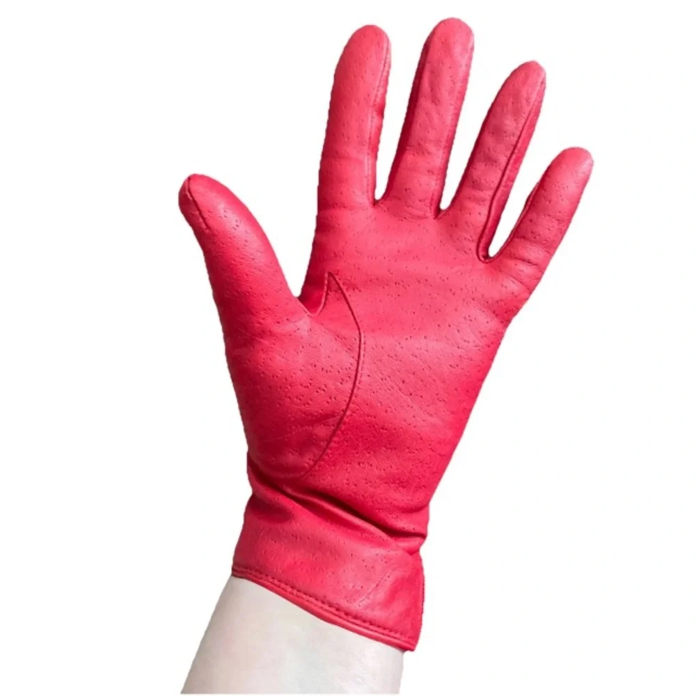 Vintage Red Perforated Leather Gloves Lined Women's Fall Winter M/ 7